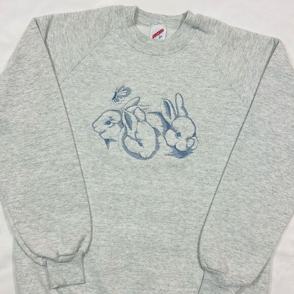 Vintage Embroidered Bunnies Crewneck Sweater - Picture 1 of 8